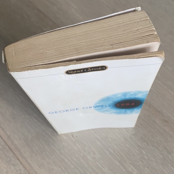 1984 by George Orwell - Picture 3 of 3